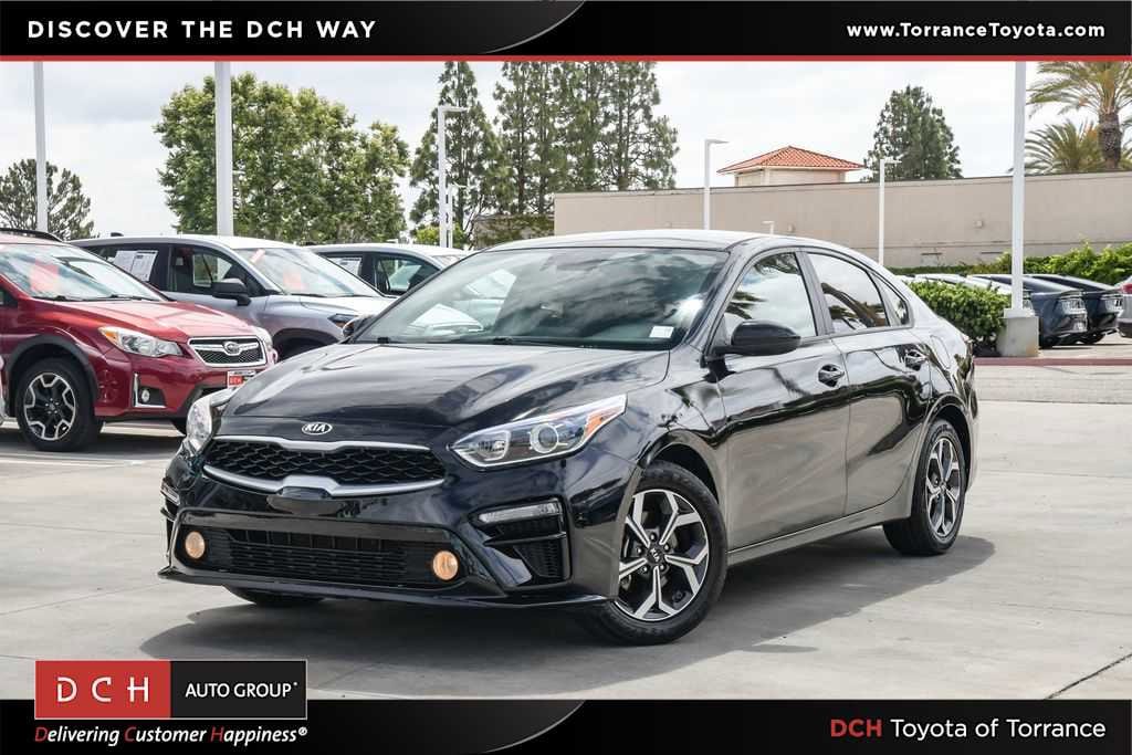 2019 Kia Forte LXS AT's photo