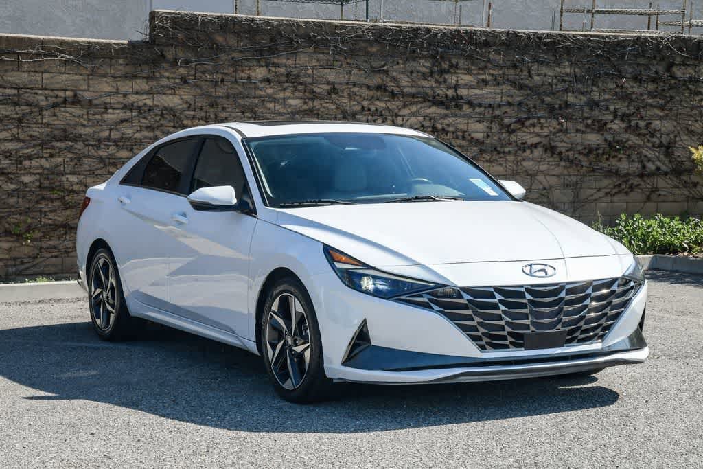 2021 Hyundai Elantra Limited photo 2