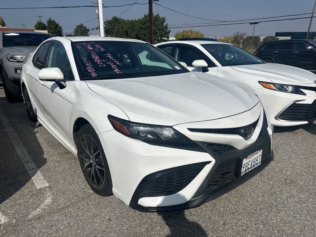 Thumbnail: 2022 Toyota Camry - 3