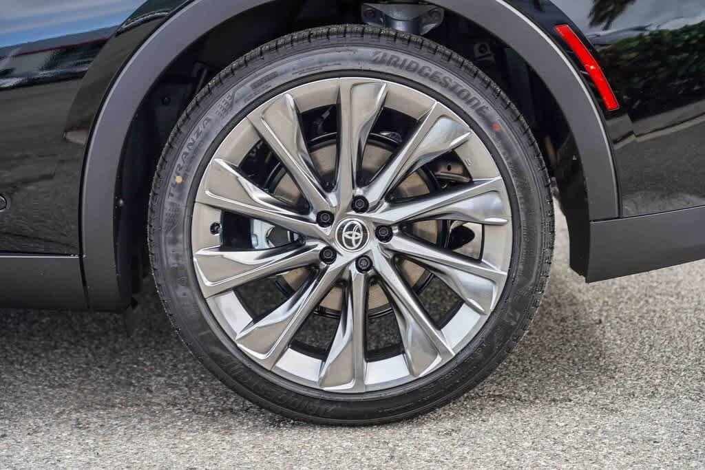 Thumbnail: 2026 Toyota Crown - 11