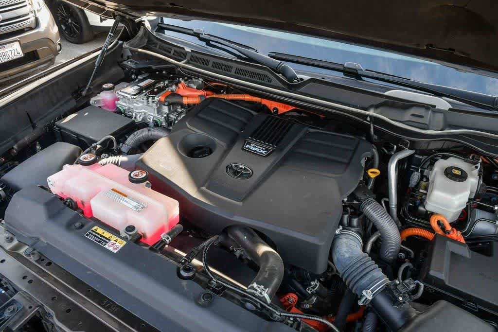 Thumbnail: 2023 Toyota Sequoia - 34