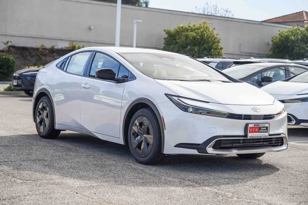 Thumbnail: 2026 Toyota Prius - 5