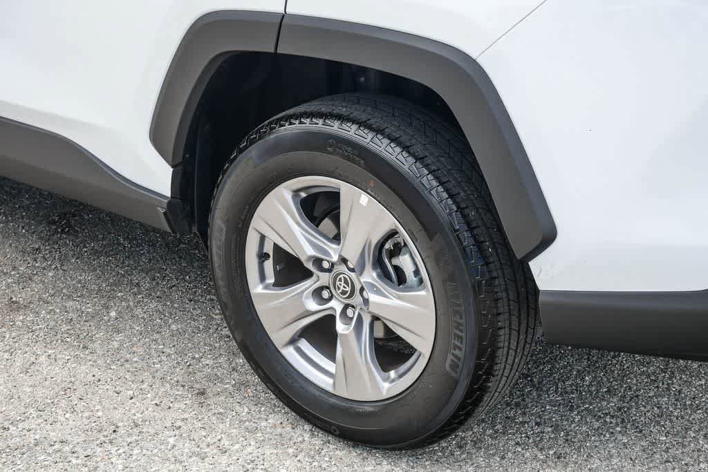 Thumbnail: 2025 Toyota RAV4 - 11