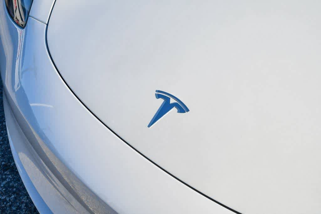 Thumbnail: 2023 Tesla Model 3 - 5