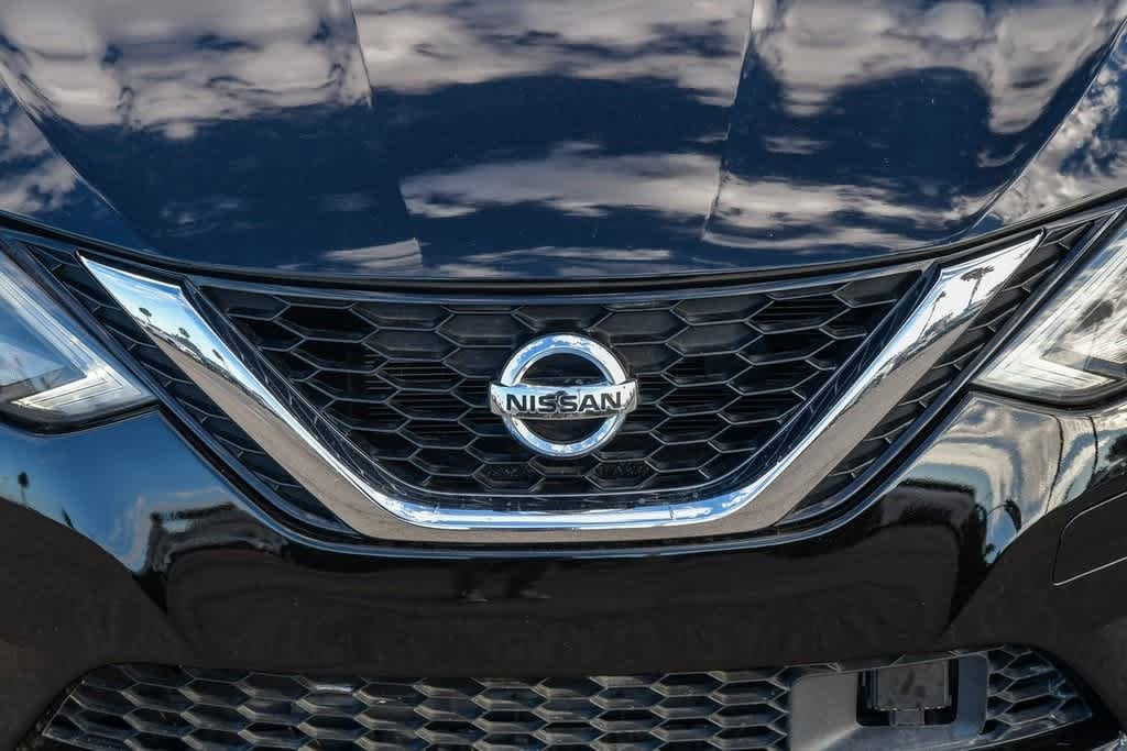 Thumbnail: 2019 Nissan Sentra - 5