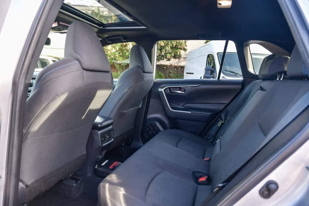 Thumbnail: 2024 Toyota RAV4 - 18