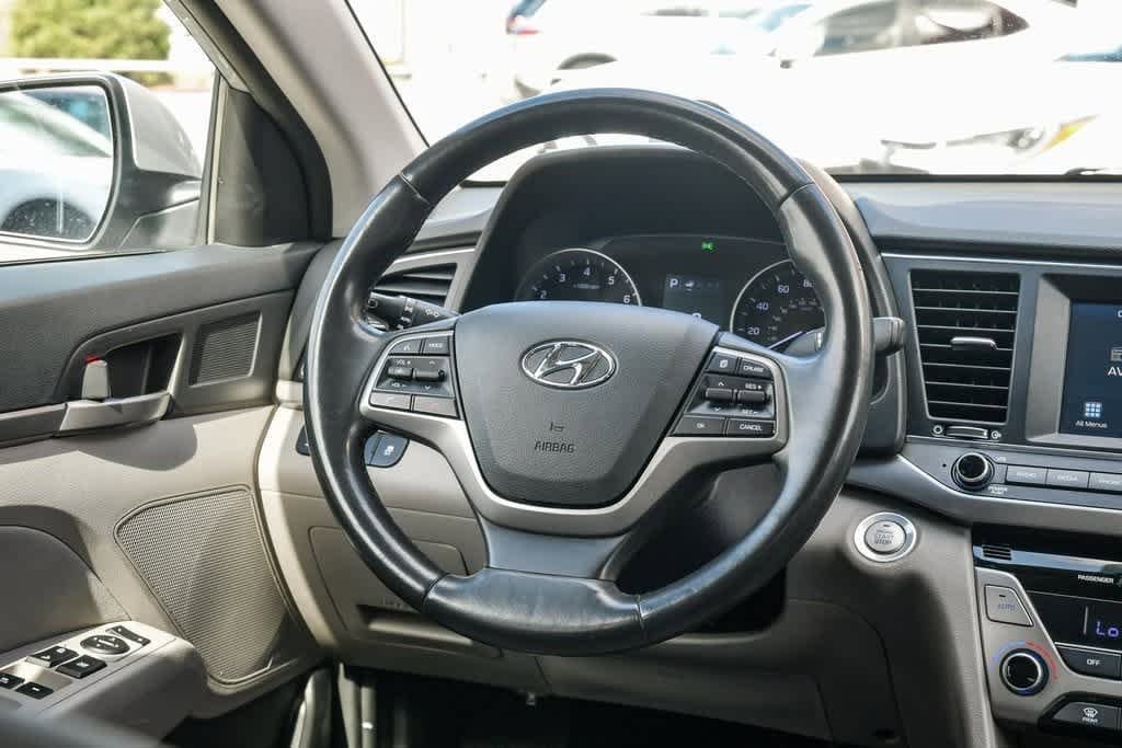 Thumbnail: 2017 Hyundai Elantra - 12