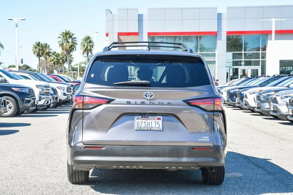 Thumbnail: 2022 Toyota Sienna - 7