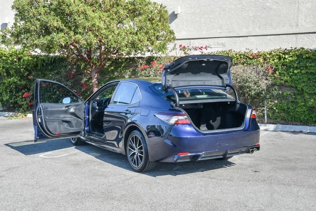 Thumbnail: 2022 Toyota Camry - 28