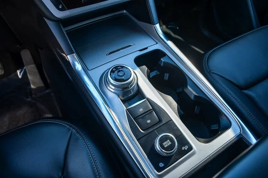 Thumbnail: 2023 Ford Explorer - 22