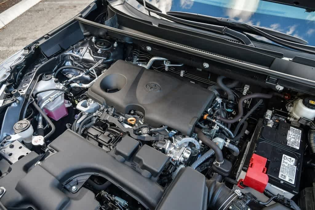 Thumbnail: 2025 Toyota RAV4 - 29