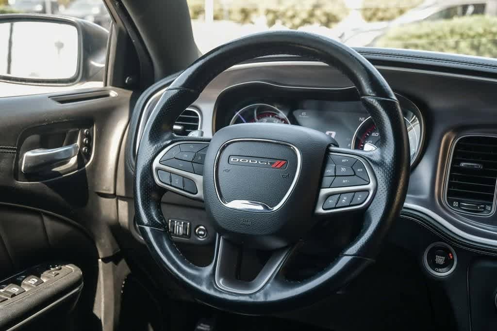 Thumbnail: 2020 Dodge Charger - 16