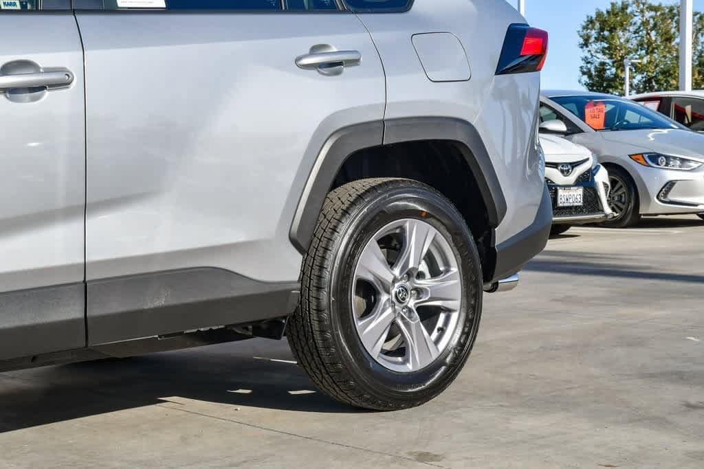 Thumbnail: 2025 Toyota RAV4 - 11