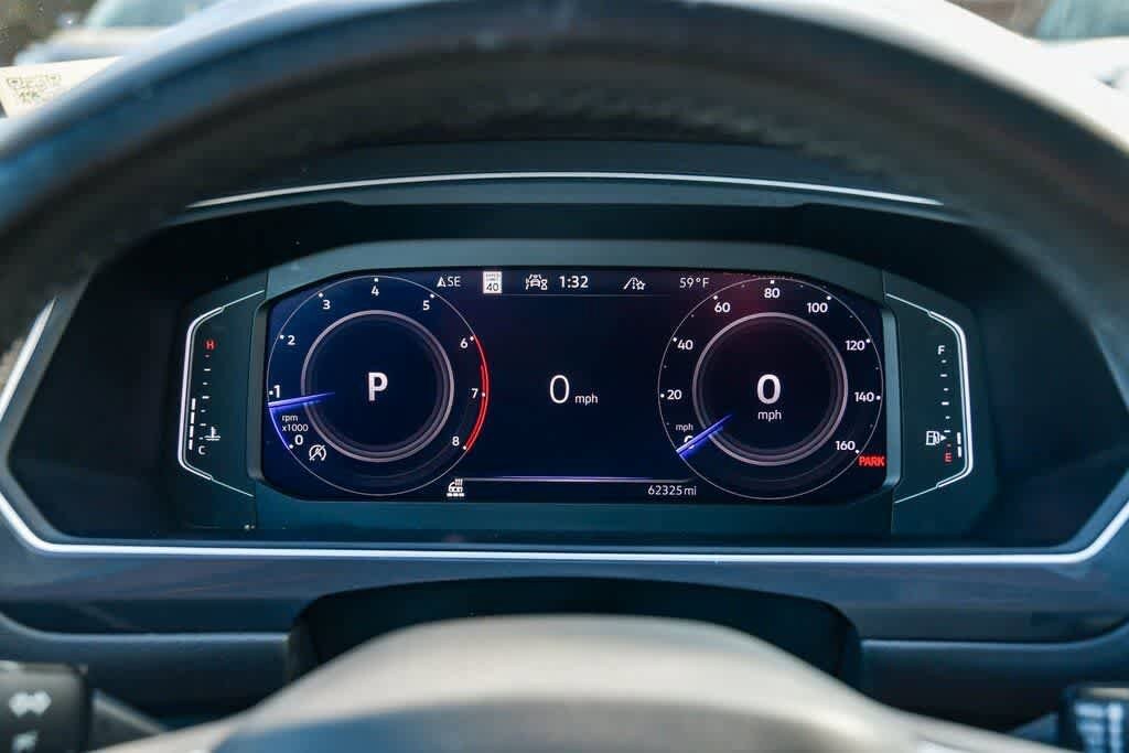 Thumbnail: 2022 Volkswagen Tiguan - 28