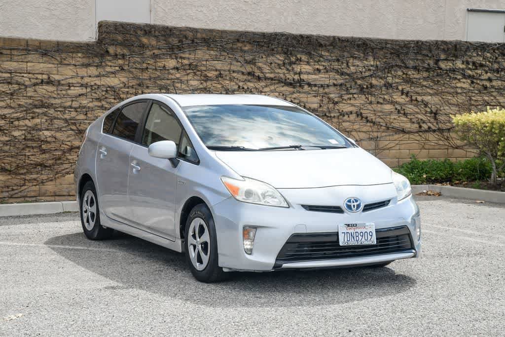 Thumbnail: 2014 Toyota Prius - 3