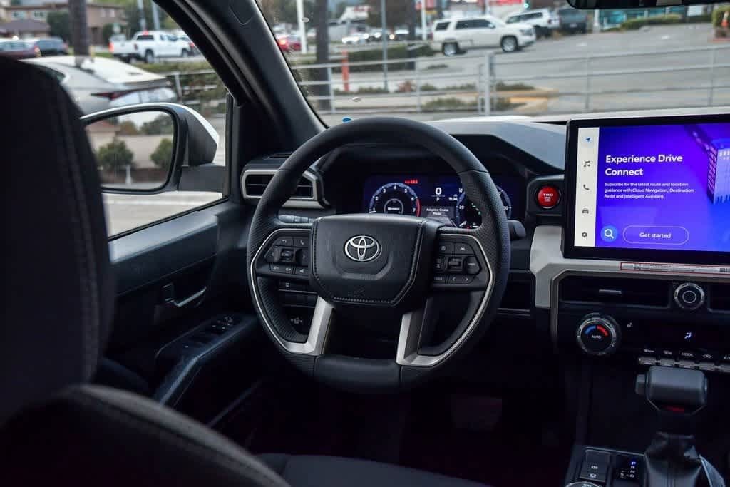 2024 Toyota Tacoma TRD Off-Road 17