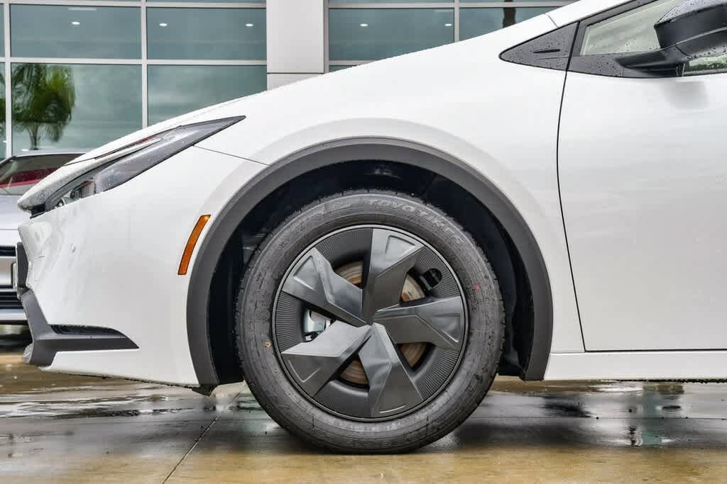 Thumbnail: 2026 Toyota Prius - 10