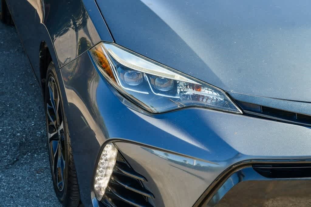 2018 Toyota Corolla SE photo 4
