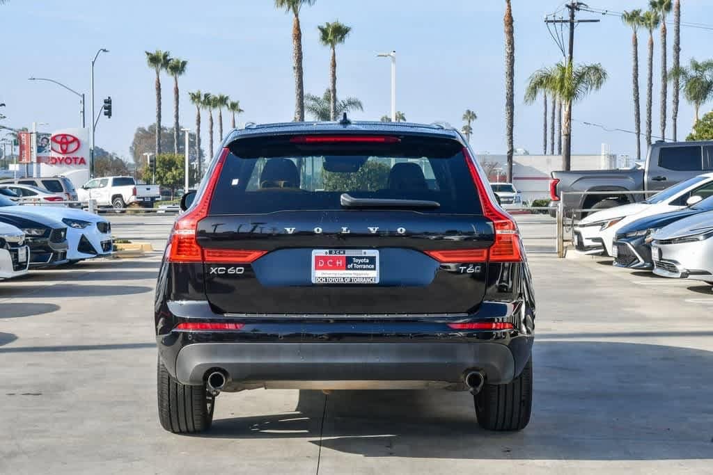 Thumbnail: 2019 Volvo XC60 - 8