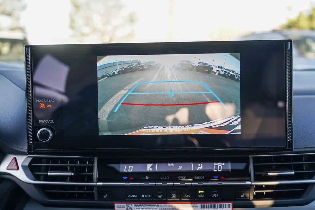 Thumbnail: 2026 Toyota Sienna - 25