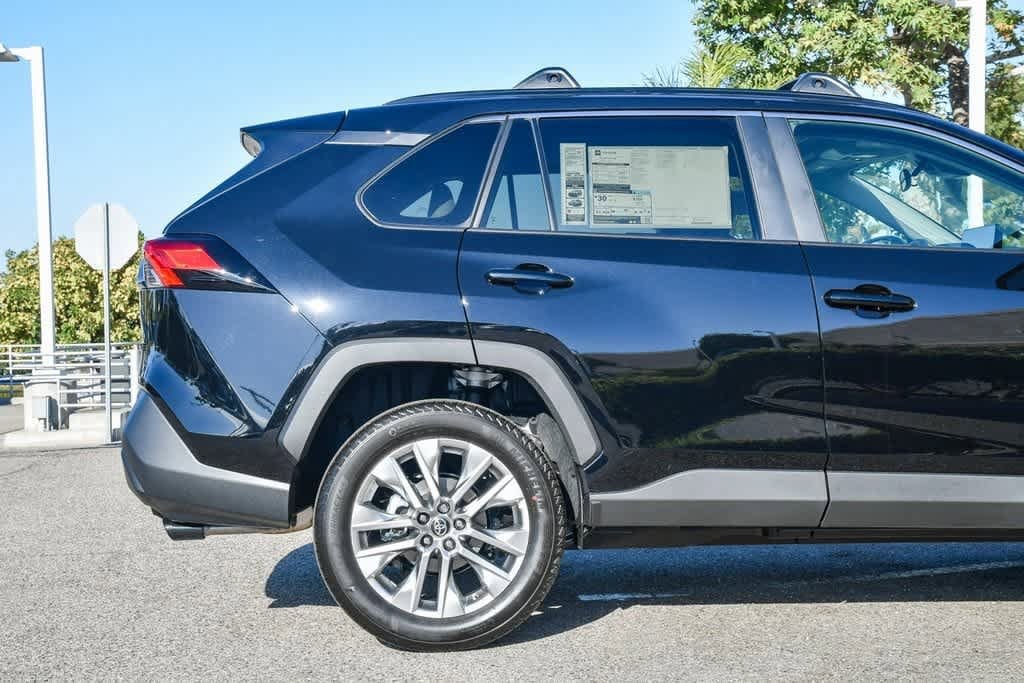 Thumbnail: 2025 Toyota RAV4 - 10