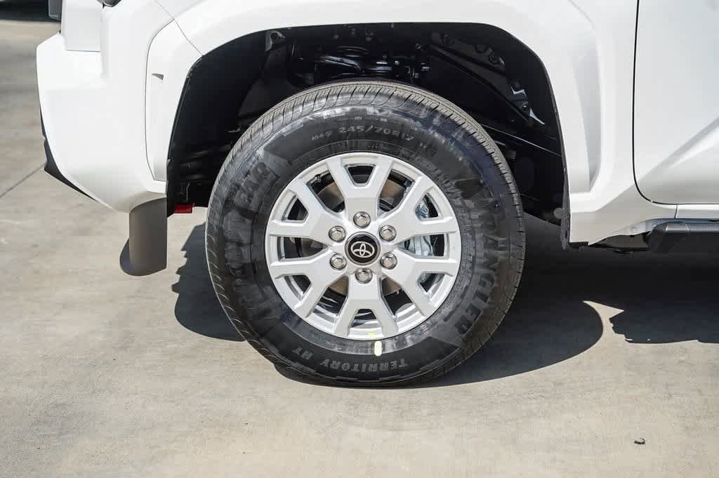 2025 Toyota Tacoma SR5 11