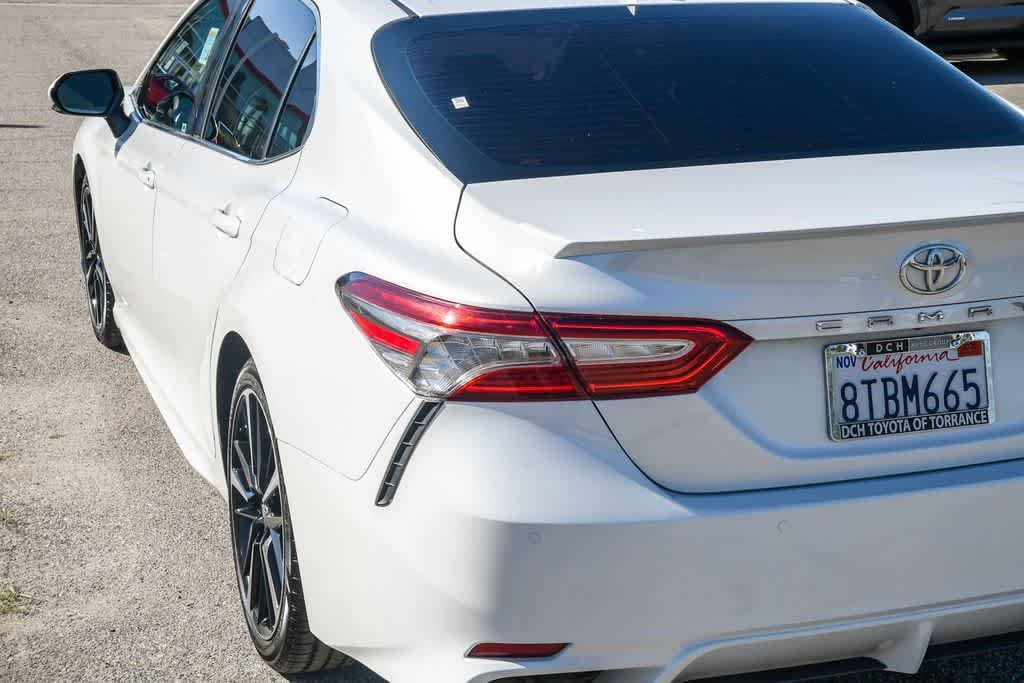 2018 Toyota Camry XSE photo 5