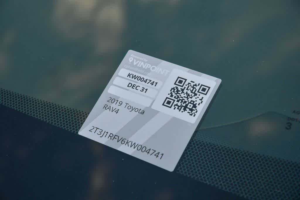 Thumbnail: 2019 Toyota RAV4 - 29