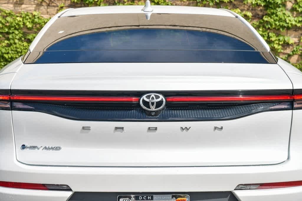 Thumbnail: 2024 Toyota Crown - 9