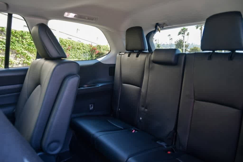 2025 Toyota Grand Highlander XLE 19
