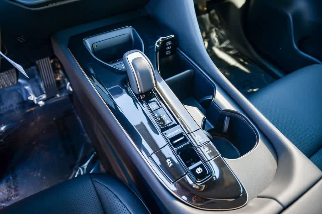 Thumbnail: 2026 Toyota Crown - 22