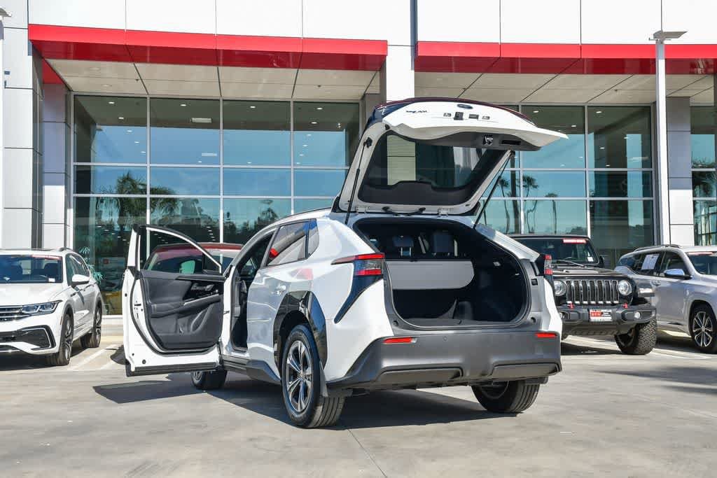 Thumbnail: 2023 Toyota bZ4X - 28