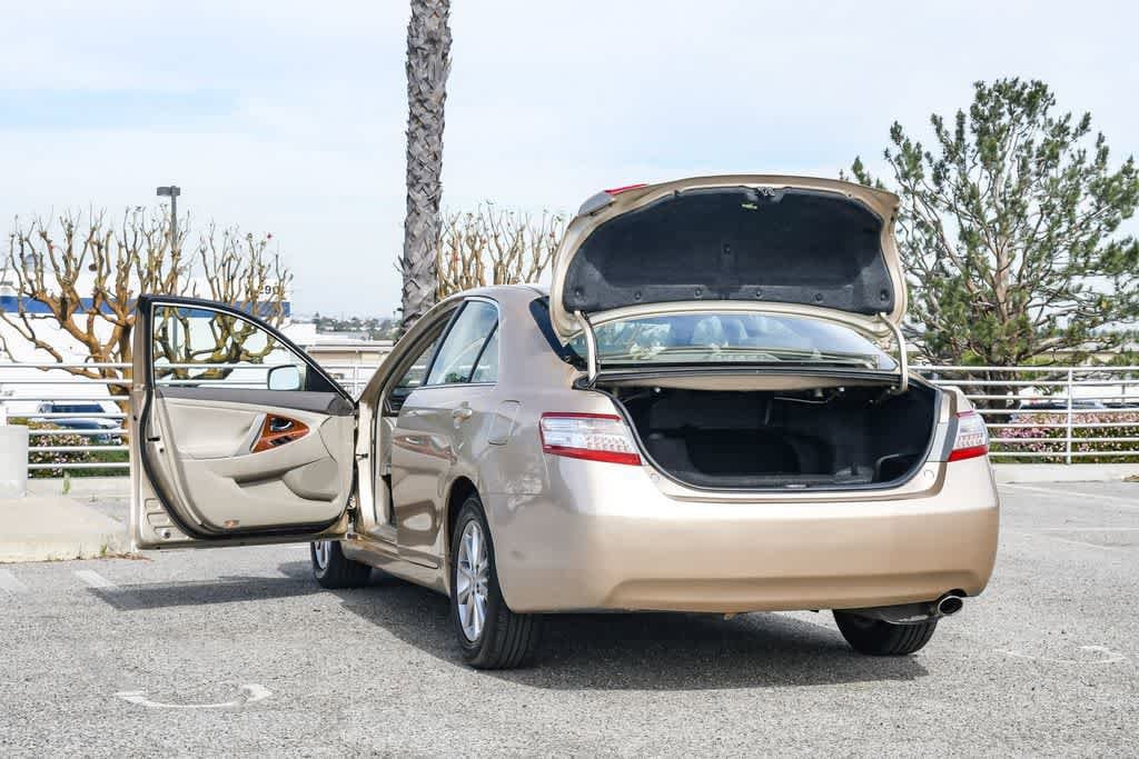 Thumbnail: 2010 Toyota Camry - 26