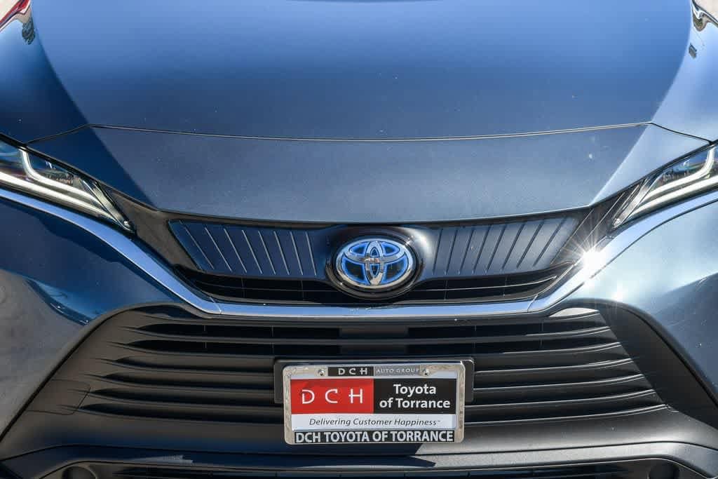 2024 Toyota Venza LE photo 4