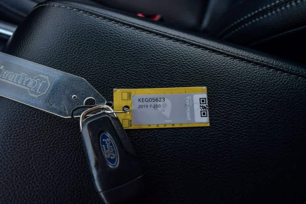 Thumbnail: 2019 Ford F-250 - 43