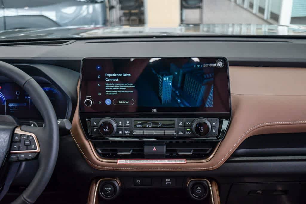 Thumbnail: 2026 Toyota Grand Highlander - 12