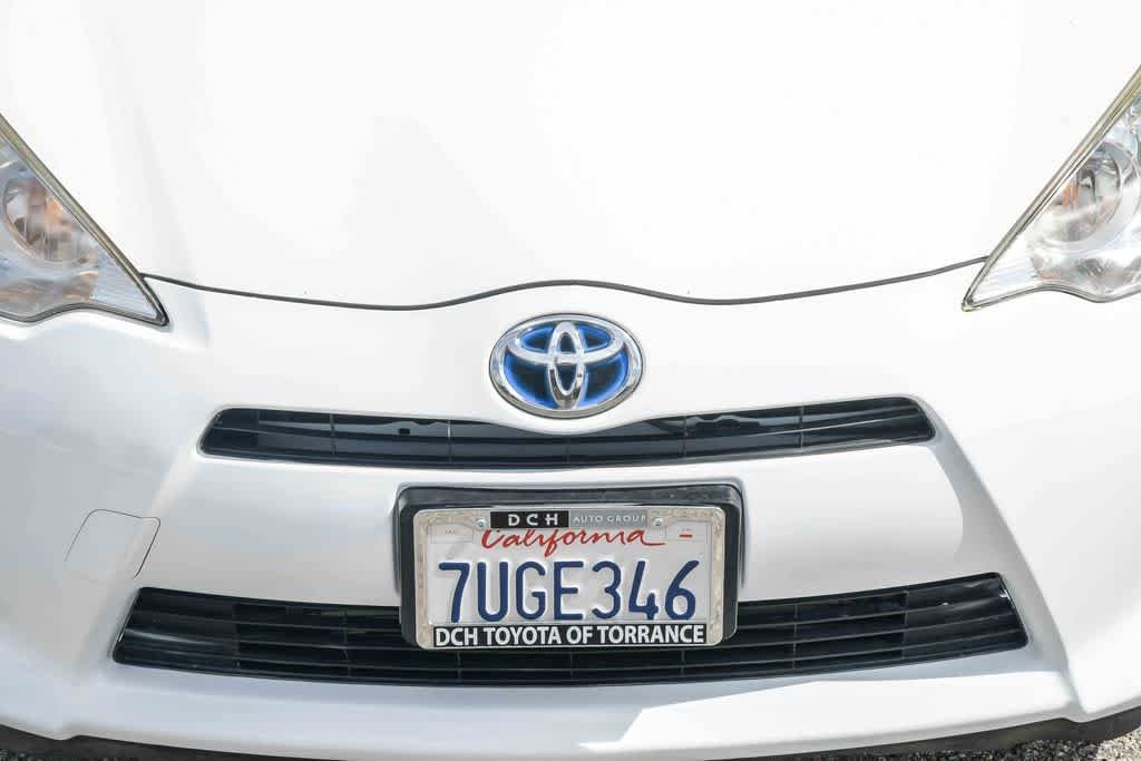 Thumbnail: 2013 Toyota Prius c - 5