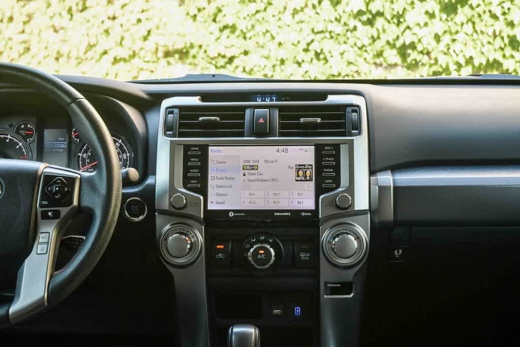 2022 Toyota 4Runner SR5 14