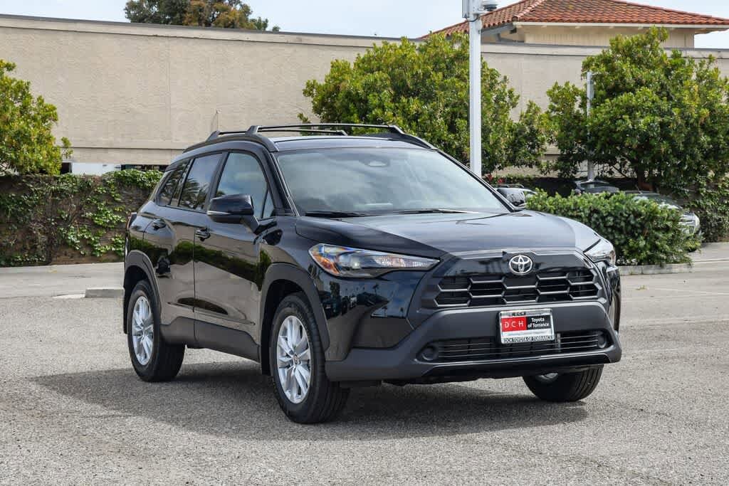 Thumbnail: 2026 Toyota Corolla Cross - 3