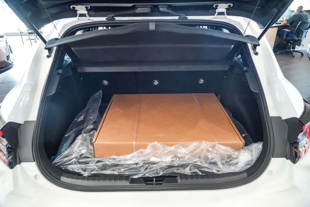 2026 Toyota GR Corolla - Photo 25