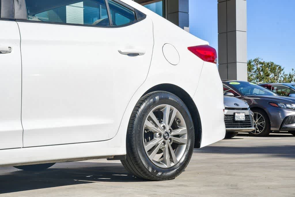 Thumbnail: 2017 Hyundai Elantra - 11