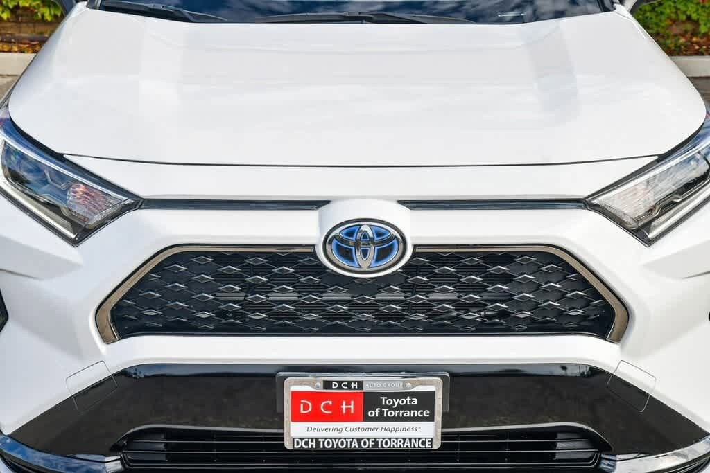 2021 Toyota RAV4 Prime SE Sport photo 3