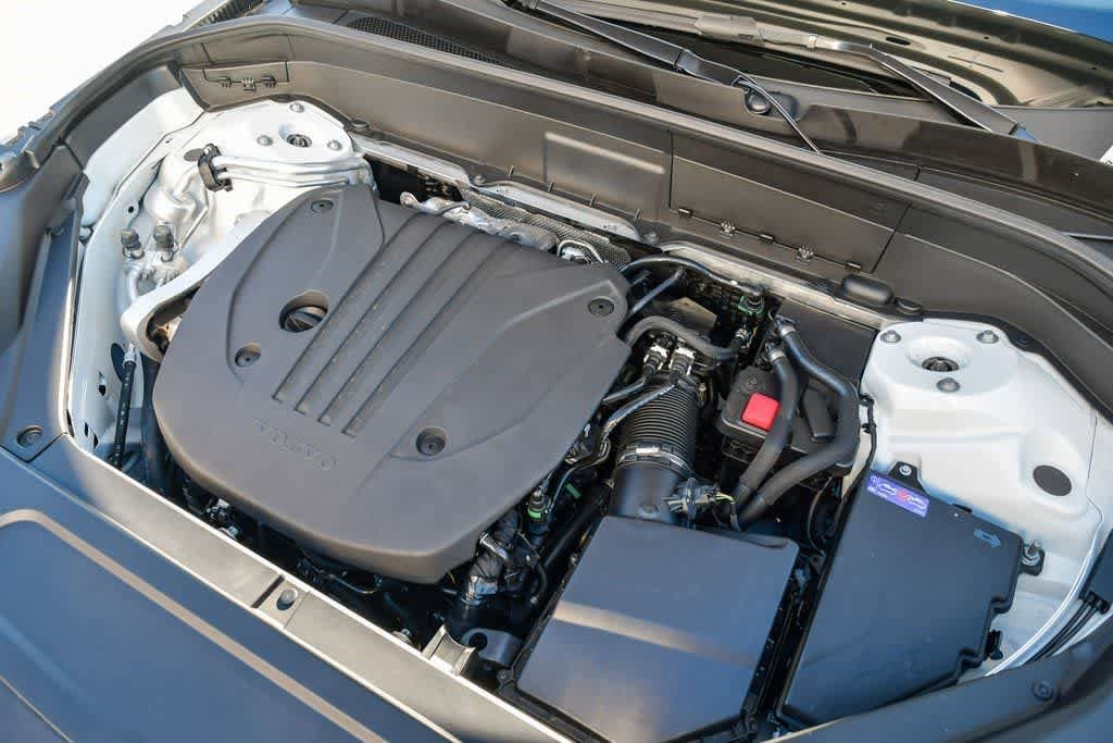 Thumbnail: 2025 Volvo XC90 - 28