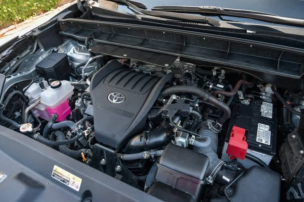 Thumbnail: 2024 Toyota Highlander - 28