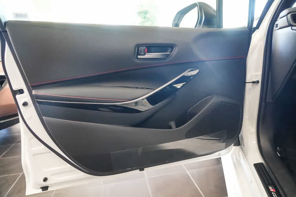 2026 Toyota GR Corolla - Photo 20