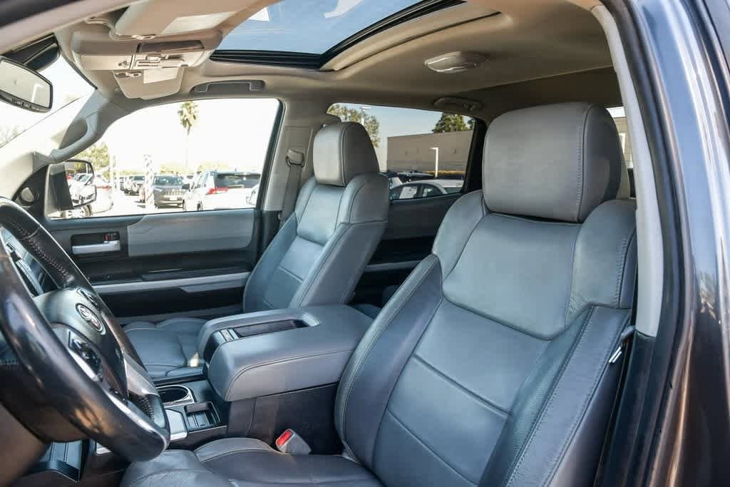 Thumbnail: 2021 Toyota Tundra - 19