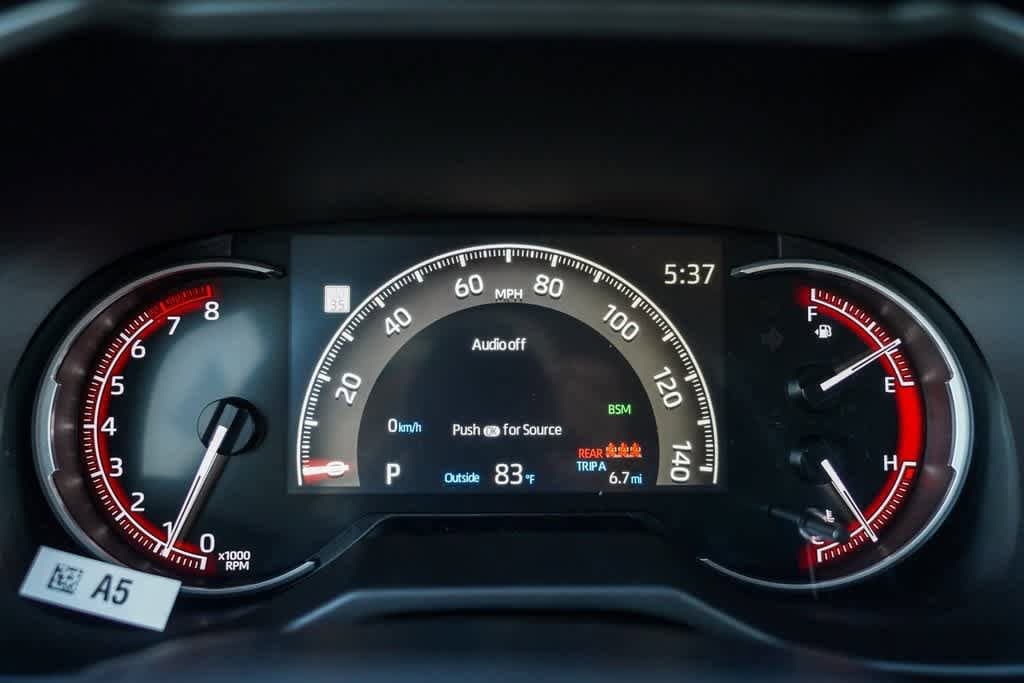 Thumbnail: 2025 Toyota RAV4 - 24