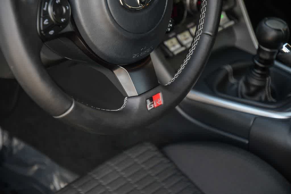 Thumbnail: 2024 Toyota GR86 - 19