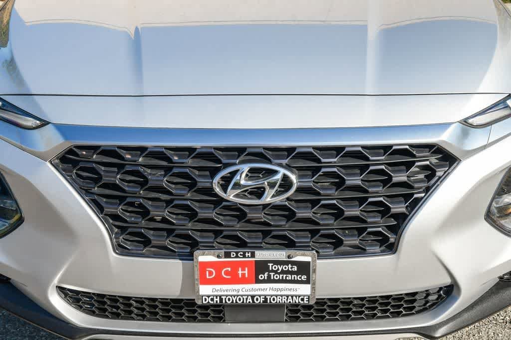 2019 Hyundai Santa Fe SE photo 4