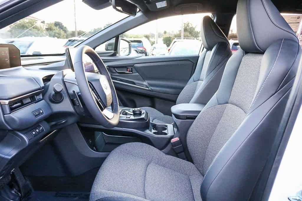 Thumbnail: 2026 Toyota bZ - 17